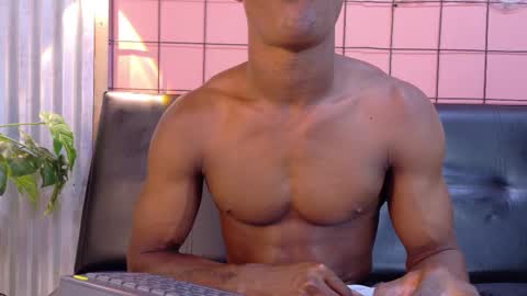 Martin online show from December 2025 01:36:01 AM