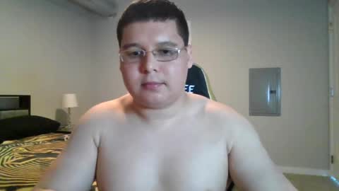 Snapshot of martin_militaryboy chatting on May 2026 02:35:02 PM martin_militaryboy online show from May 2026 02:35:02 PM