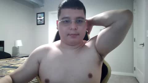 Snapshot of martin_militaryboy chatting on May 2026 01:57:16 AM martin_militaryboy online show from May 2026 01:57:16 AM