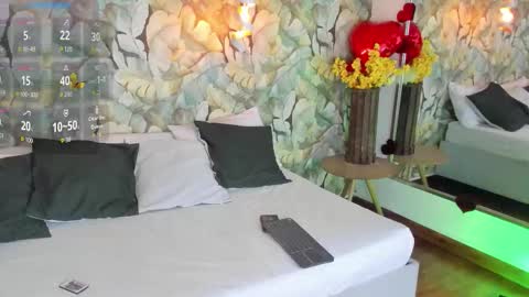 Snapshot of martina_adams chatting on November 2025 01:06:01 PM mari online show from November 2025 01:06:01 PM