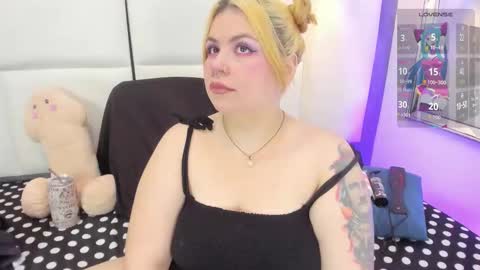 Snapshot of martina_armos chatting on March 2026 02:12:02 PM Martina online show from March 2026 02:12:02 PM