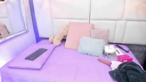 Snapshot of martina_armos chatting on May 2026 12:13:01 PM Martina online show from May 2026 12:13:01 PM