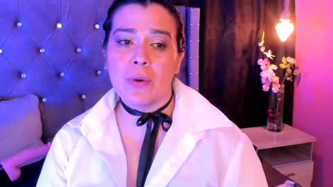 Snapshot of martina_foxy_ chatting on February 2025 05:38:02 PM MARTINA online show from February 2025 05:38:02 PM