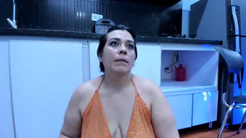 Snapshot of martina_foxy_ chatting on February 2025 06:31:01 PM MARTINA online show from February 2025 06:31:01 PM