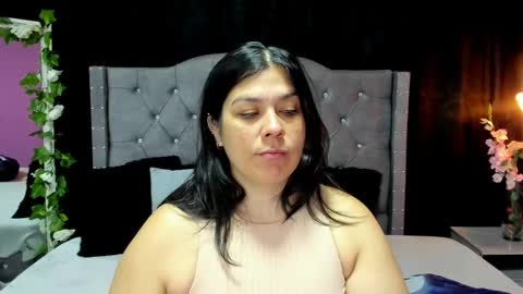 Snapshot of martina_foxy_ chatting on March 2025 11:47:02 AM MARTINA online show from March 2025 11:47:02 AM