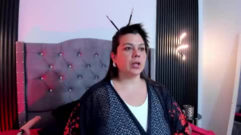 Snapshot of martina_foxy_ chatting on September 2025 12:05:01 PM MARTINA online show from September 2025 12:05:01 PM