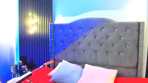 Snapshot of martina_foxy_ chatting on October 2025 12:17:02 PM MARTINA online show from October 2025 12:17:02 PM