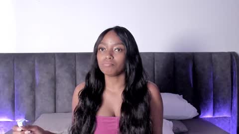 Snapshot of martina_jackson_ chatting on January 2025 08:30:02 PM Laura online show from January 2025 08:30:02 PM