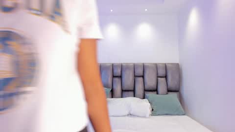 Martina online show from January 2025 12:13:01 PM