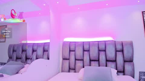 Martina online show from September 2025 02:44:01 PM