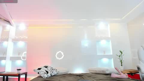 Snapshot of martina_mayers chatting on February 2025 08:15:01 PM Martina online show from February 2025 08:15:01 PM