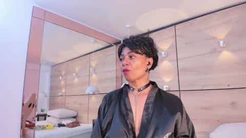 Snapshot of martina_touss chatting on October 2025 11:39:02 AM martina touss online show from October 2025 11:39:02 AM