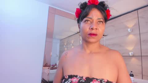 Snapshot of martina_touss chatting on November 2025 12:07:01 PM martina touss online show from November 2025 12:07:01 PM