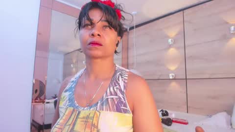 Snapshot of martina_touss chatting on December 2025 11:48:01 AM martina touss online show from December 2025 11:48:01 AM