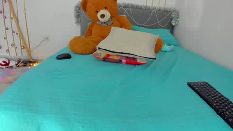 Snapshot of martinarossi chatting on December 2024 11:13:01 PM ... ... online show from December 2024 11:13:01 PM