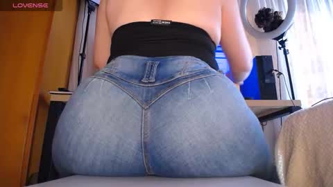 Antonella Martini online show from October 2025 07:43:01 PM