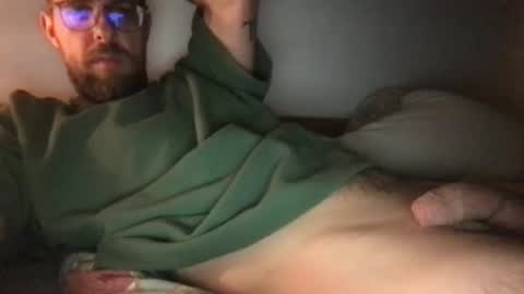 Snapshot of martinmagic467657 chatting on March 2026 08:31:01 PM martinmagic467657 online show from March 2026 08:31:01 PM