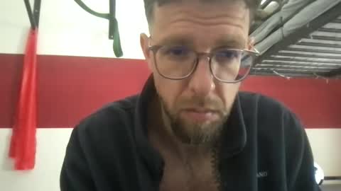 Snapshot of martinmagic467657 chatting on April 2026 07:44:02 AM martinmagic467657 online show from April 2026 07:44:02 AM