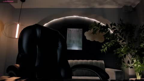 Snapshot of martinnabonnet chatting on February 2025 10:20:02 AM Martinna Bonnet online show from February 2025 10:20:02 AM