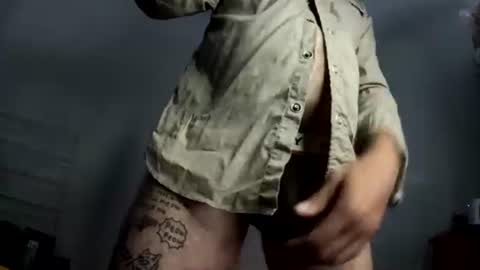 Snapshot of marty_gee chatting on February 2025 10:14:02 PM mike golf0 online show from February 2025 10:14:02 PM