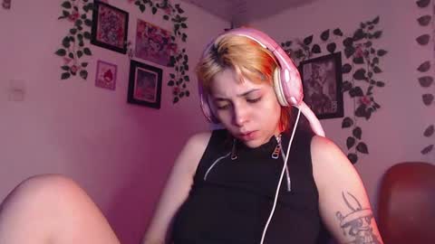                      100   online show from December 2024 04:20:02 AM