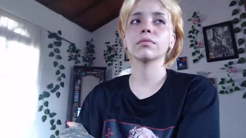                      100   online show from February 2025 07:49:01 PM