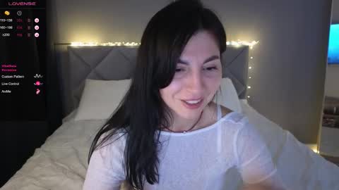 Snapshot of mary_love16 chatting on October 2025 05:33:01 PM Maria online show from October 2025 05:33:01 PM