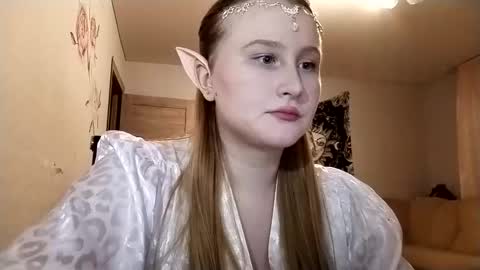 Mary online show from October 2025 04:20:02 PM