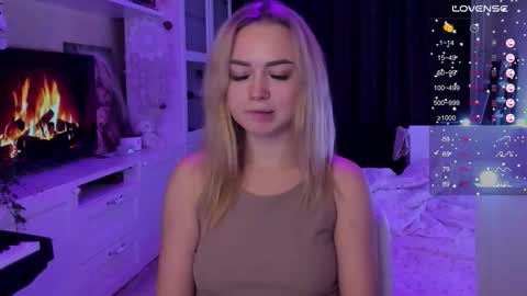 Mary online show from October 2025 08:29:02 PM