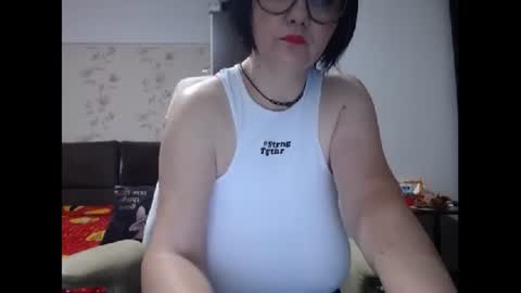 Mary online show from October 2025 02:56:02 AM