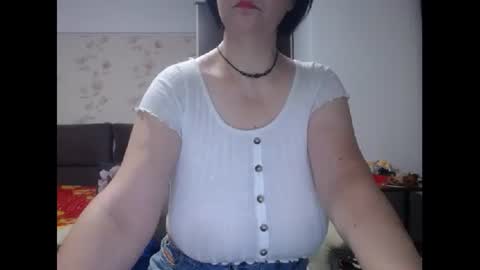 Snapshot of mary_x chatting on October 2025 03:54:02 AM Mary online show from October 2025 03:54:02 AM