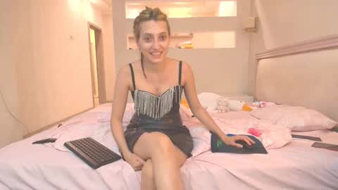 Snapshot of marya442004 chatting on September 2025 11:10:02 PM marya442004 online show from September 2025 11:10:02 PM