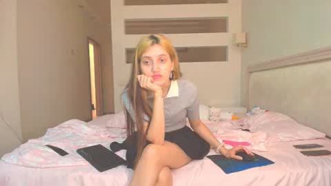 Snapshot of marya442004 chatting on October 2025 04:55:01 AM marya442004 online show from October 2025 04:55:01 AM