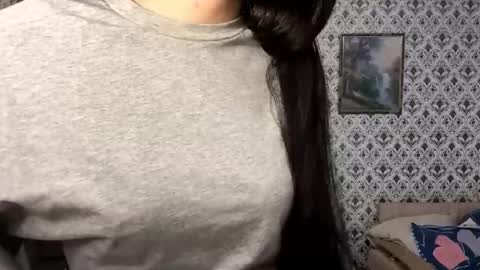 Sofia online show from December 2025 03:09:02 PM