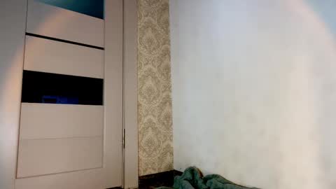 Anna online show from March 2025 10:00:02 AM