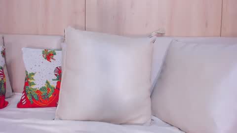   online show from December 2024 03:42:02 PM