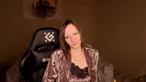 maryklite_ online show from January 2026 01:31:01 AM