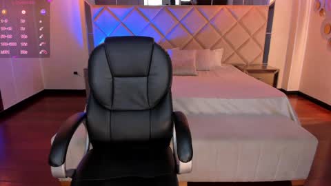  Mary  online show from January 2025 11:32:02 AM