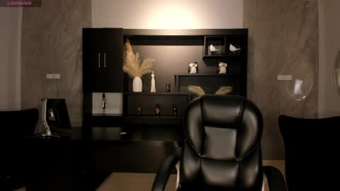  Mary  online show from April 2026 12:32:01 PM