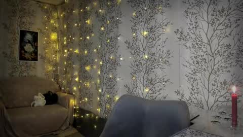 Mary Lou online show from October 2025 02:07:01 PM