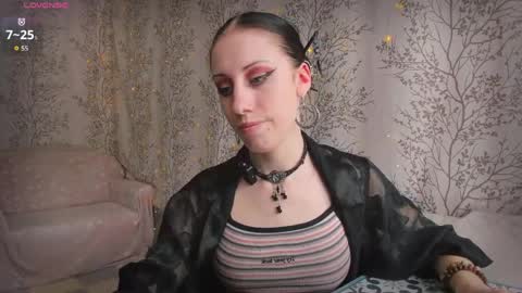 Snapshot of marylou_ chatting on April 2026 06:25:01 AM Mary Lou online show from April 2026 06:25:01 AM