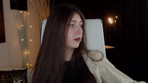 Snapshot of marymillerr chatting on March 2026 07:14:01 AM Mary Miller online show from March 2026 07:14:01 AM