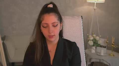 Mary Miller online show from July 2026 12:33:01 PM