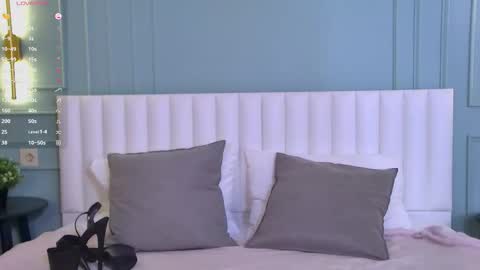Snapshot of maryparks chatting on October 2025 04:25:02 PM Mary online show from October 2025 04:25:02 PM