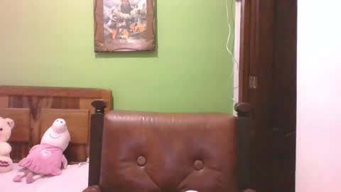 Snapshot of maryroldan chatting on November 2025 10:31:02 PM maryroldan online show from November 2025 10:31:02 PM