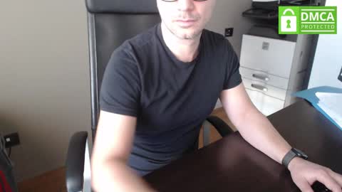 Snapshot of maschiodavide89 chatting on March 2025 11:11:01 AM David online show from March 2025 11:11:01 AM