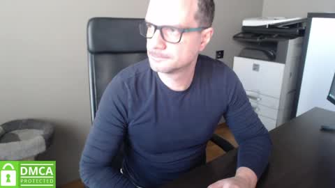 Snapshot of maschiodavide89 chatting on April 2026 06:52:01 AM David online show from April 2026 06:52:01 AM