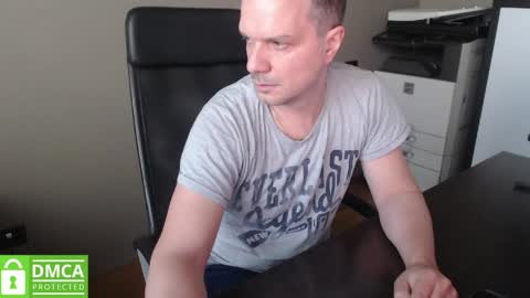 Snapshot of maschiodavide89 chatting on April 2026 05:49:02 AM David online show from April 2026 05:49:02 AM
