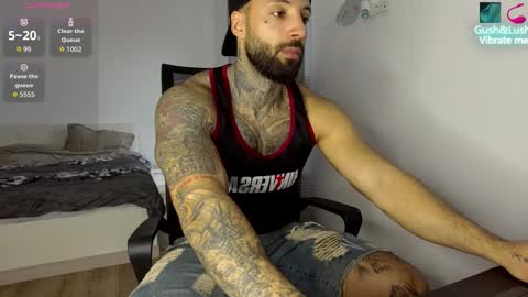 Snapshot of masculineguy69 chatting on November 2025 07:52:01 AM masculineguy69 online show from November 2025 07:52:01 AM