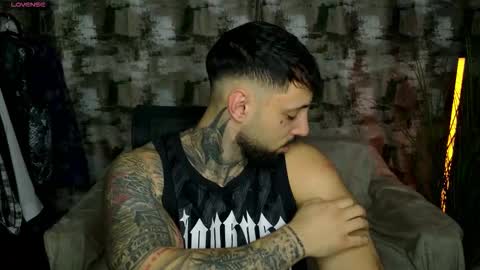 masculineguy69 online show from January 2026 05:16:01 PM